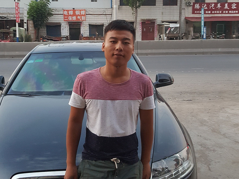 汽车大世界的主播海报