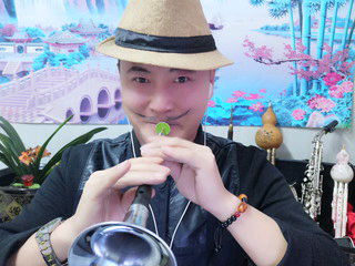 起超民乐才艺展示的主播照片