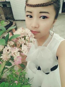 疯丫头＊蓉儿主播照片
