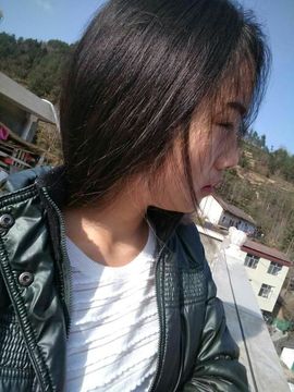 花不开灬鸟不语主播照片