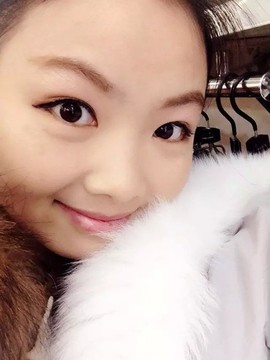 嵗玥蕪婧主播照片