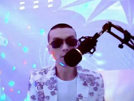 MC血狼✔主播照片