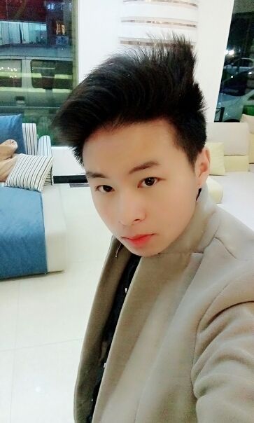 落泪，回眸间主播照片