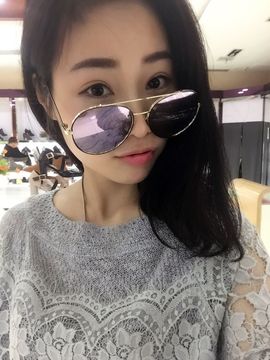 淏天贺熙然主播照片