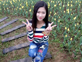 刘俊美主播照片