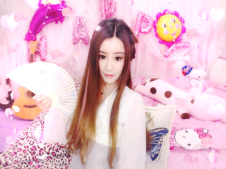 只看不知声的主播照片