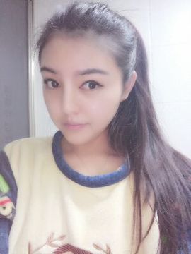 九小九，主播照片