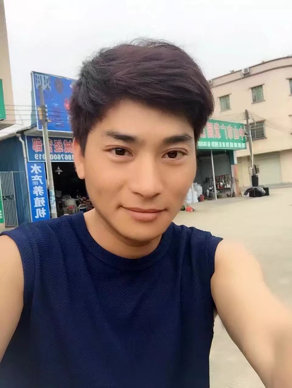 波艺王子的主播照片