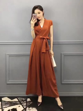 欧货时尚女装主播照片