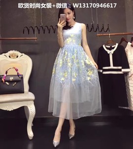 欧货时尚女装主播照片