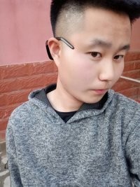 子浩努力升二冠主播照片