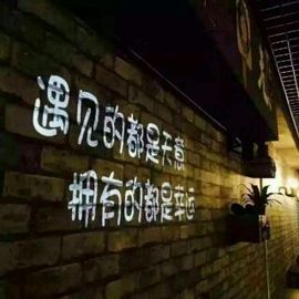 涵涵lz4主播照片
