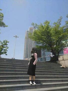 _徐棵棵主播照片