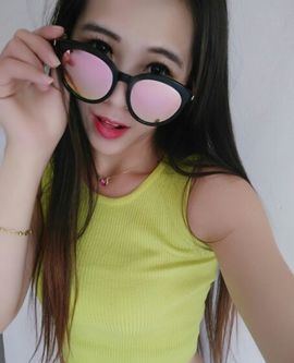 模特ღ丝丝つ女王主播照片