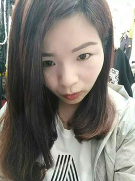 a灵儿~baby主播照片
