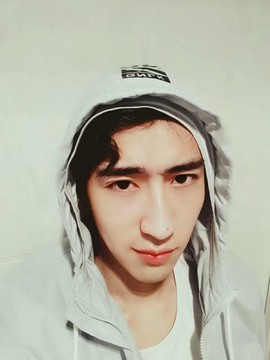 可新你们的大猪蹄子主播照片