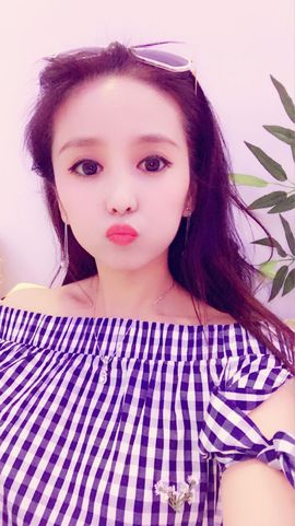 魅丽晴儿主播照片