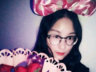 一剑忠情的主播照片