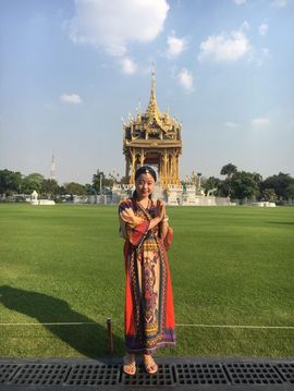 小可爱小燕子主播照片