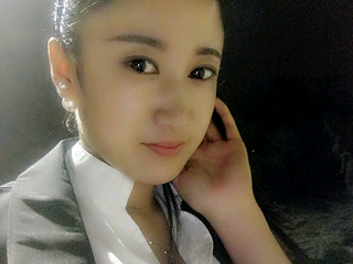 悠悠然哈的主播照片