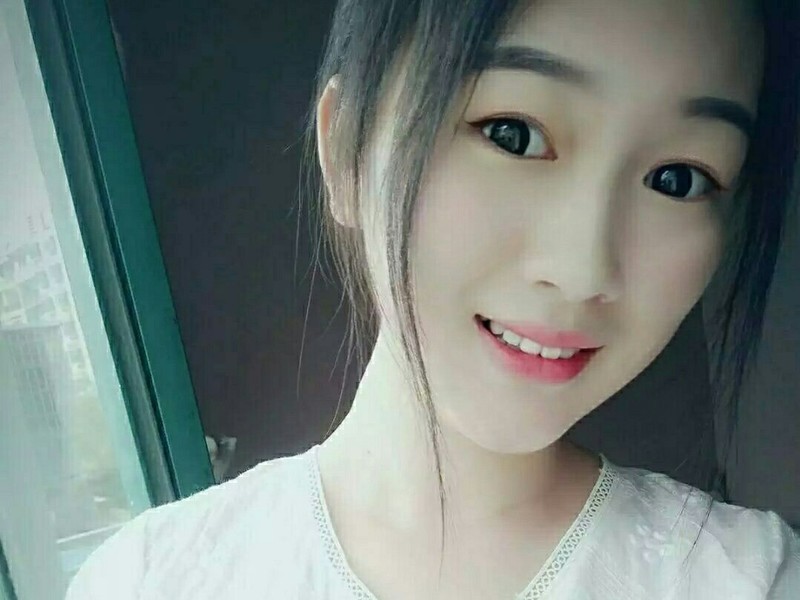 阿桠欧尼的主播海报