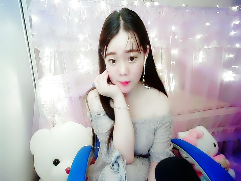 💓宝儿💓的主播海报