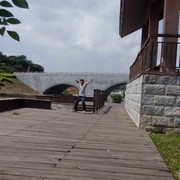玲强*