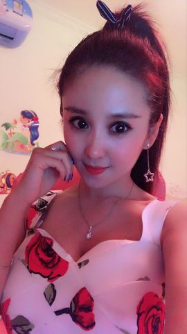 魅丽晴儿主播照片