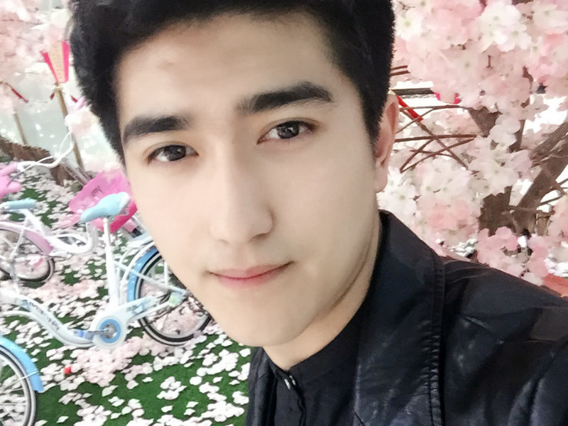 号已换人~的主播海报