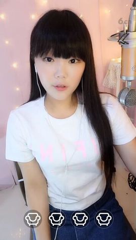 真情小糖糖主播照片