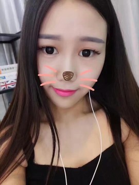 小小休息了主播照片