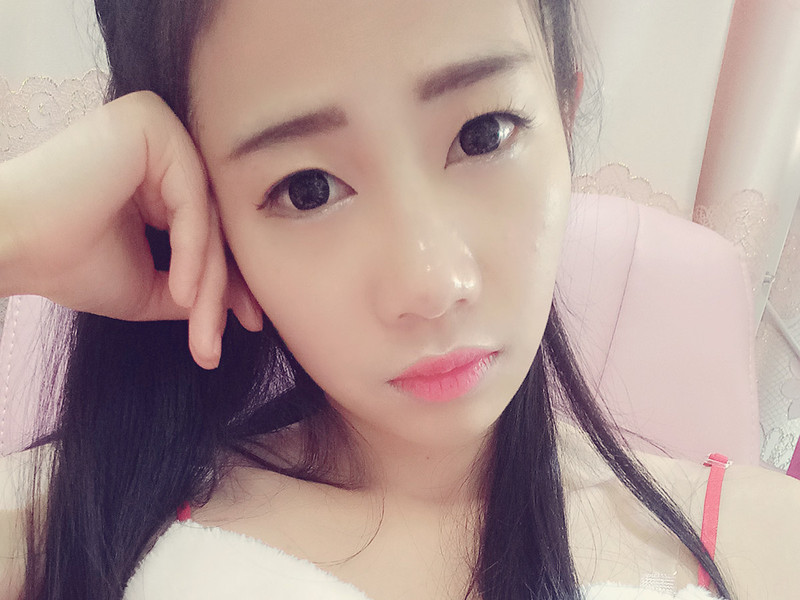 昵称违规，请重新修改的主播海报