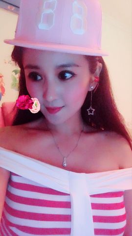 魅丽晴儿主播照片