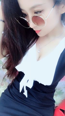 魅丽晴儿主播照片
