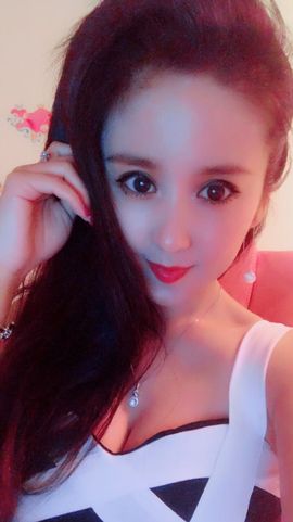 魅丽晴儿主播照片