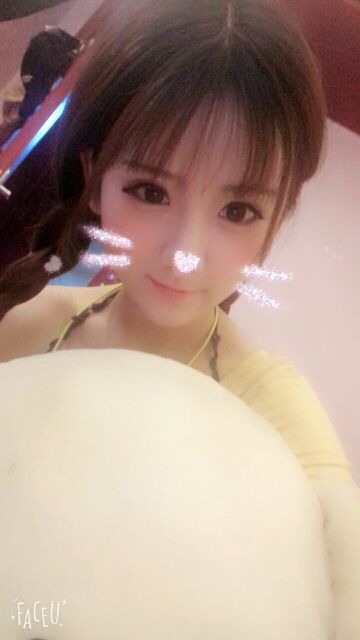 萌三岁❤的主播照片