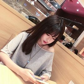大山里的养牛姑娘主播照片