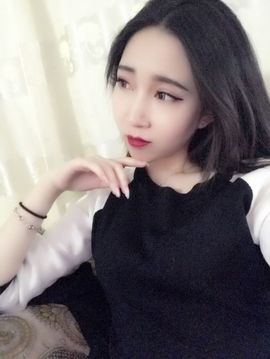 子露女宝暂播主播照片