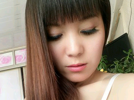 夜、华主播照片