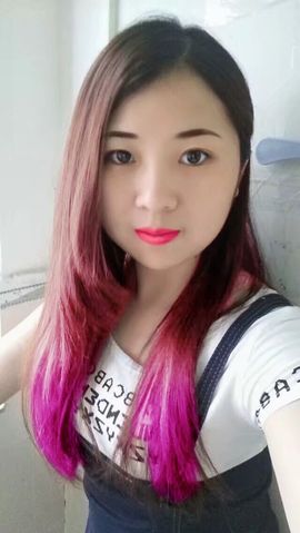 ☞胡桃家的守护主播照片