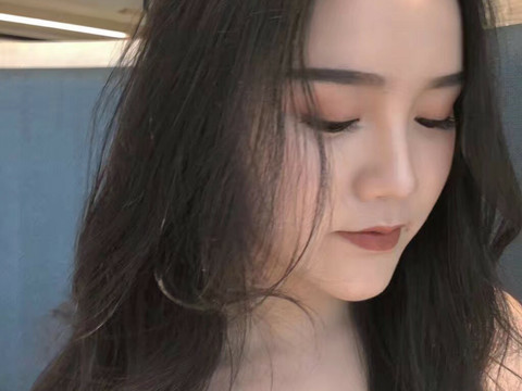 枚二r海报
