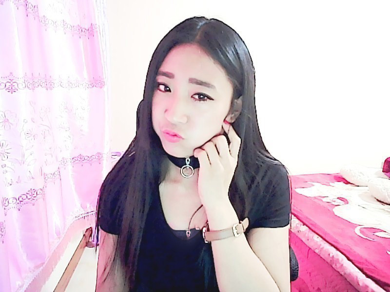 小～沫的主播海报