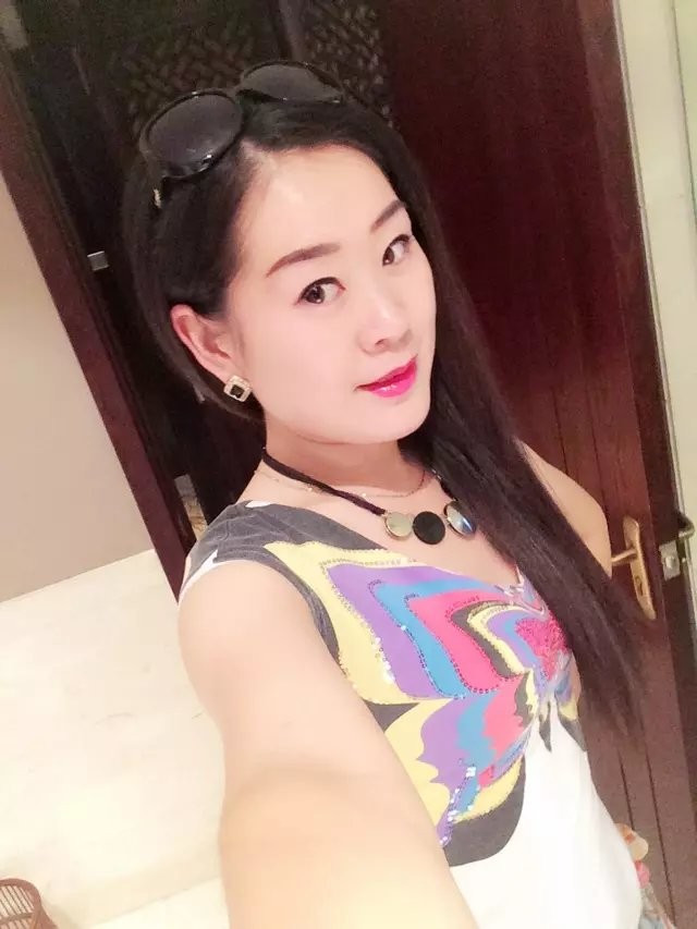 倾城女王陛下的主播照片