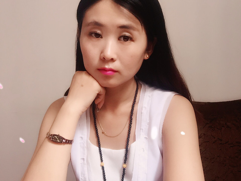㔮米团的主播海报