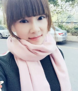 华华我的爱主播照片
