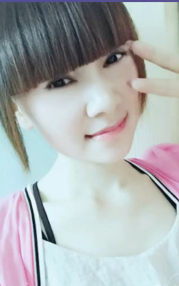 华华我的爱主播照片