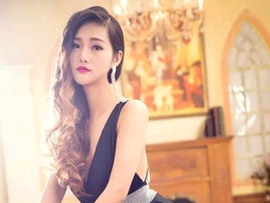 水中赏月………主播照片