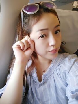 绝绝子雅主播照片