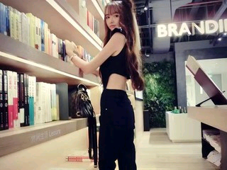弥勒佛g主播照片