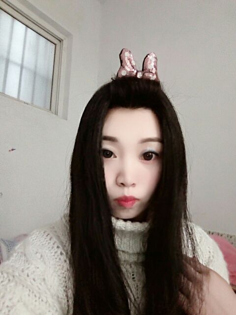 (玲珑儿)玥珥💋湾的主播照片